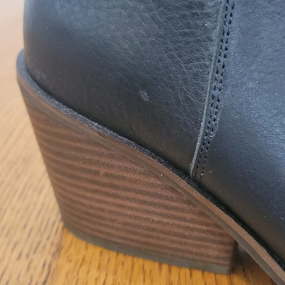 Lucky Brand Black Leather Ankle Booties with Stacked Heel